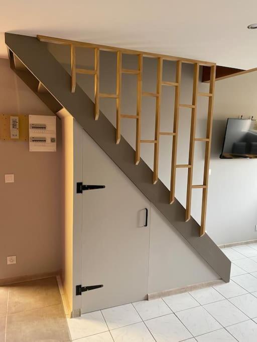 Appartement entièrement refait à neuf à 150 m de la plage Narbonne-Plage Exterior foto